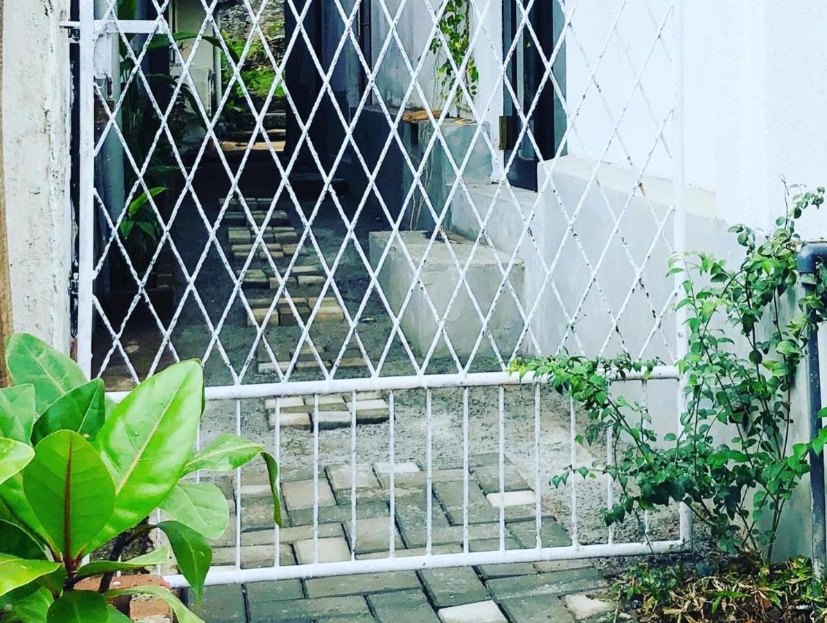 Haus 35 Bed & Breakfast Weligama Exterior foto